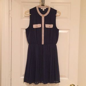 Forever 21 blue and beige lined dress